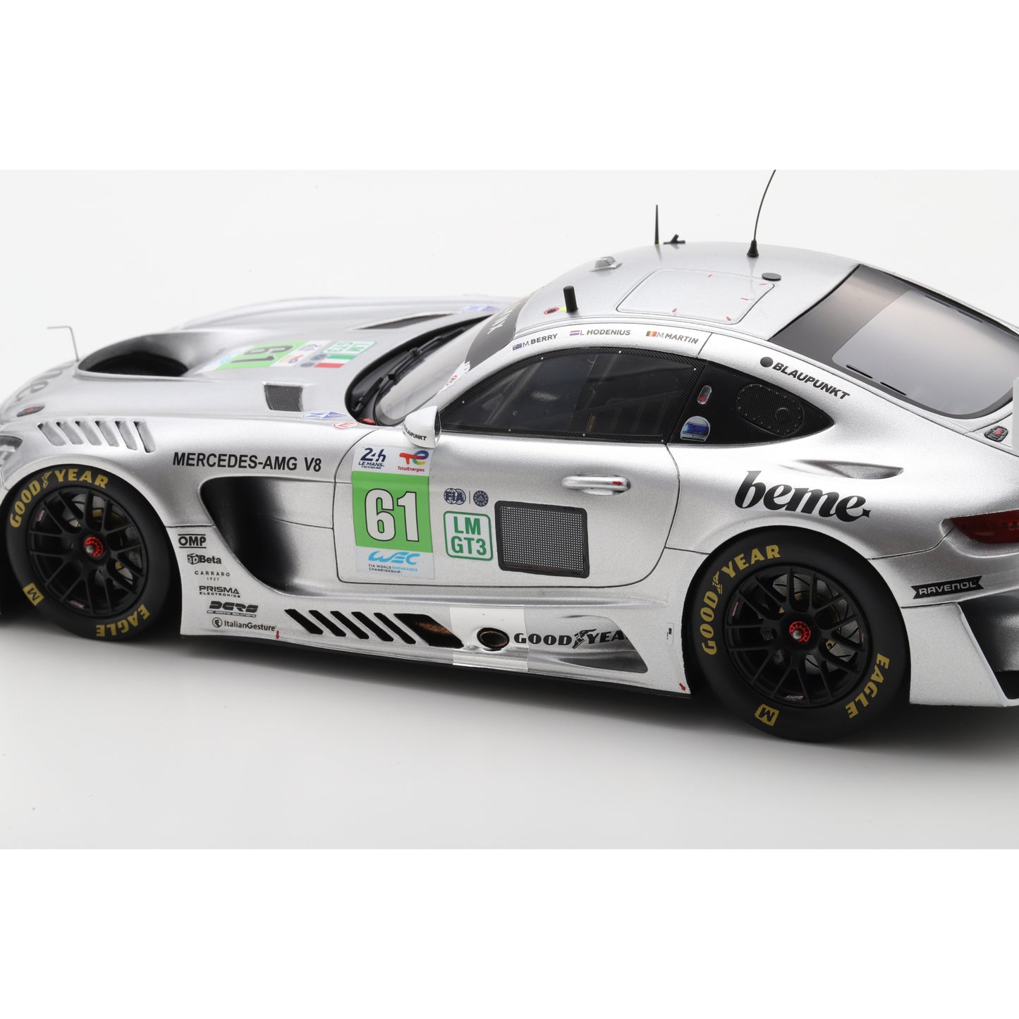 Spark 18S1075 1:18 - Mercedes-AMG LMGT3 No.61 IRON LYNX Le Mans 24H 2025 M. Berry - L. Hodenius - M. Martin