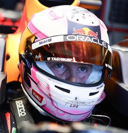 PRECOMMANDE - Spark 5HF193 Casque Liam Lawson 1/5 - Oracle Red Bull Racing 2025