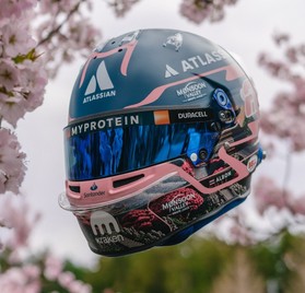 PRECOMMANDE - Spark 5HF202 Casque Alexander Albon 1/5 - Williams Racing - Japanese GP 2025