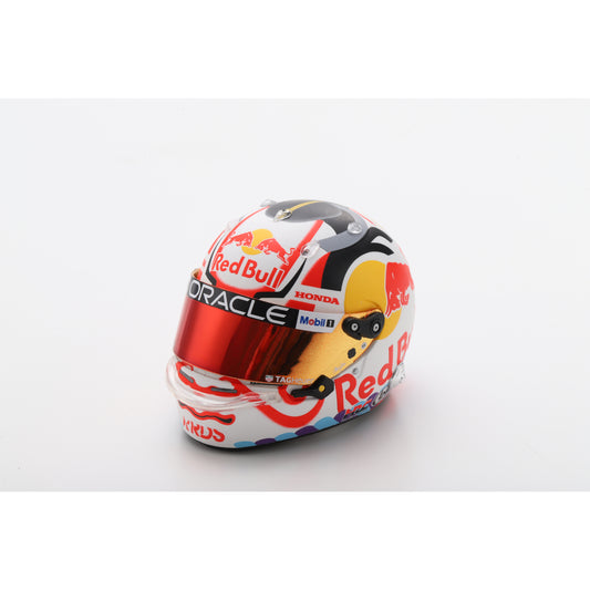 Spark 5HF204 Casque 1:5 - Yuki Tsunoda - Oracle Red Bull Racing - Japanese GP 2025