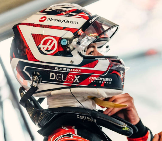 PRECOMMANDE - Spark 5HF221 Casque 1:5 - Ollie Bearman - MoneyGram Haas F1 Team -  British GP 2025