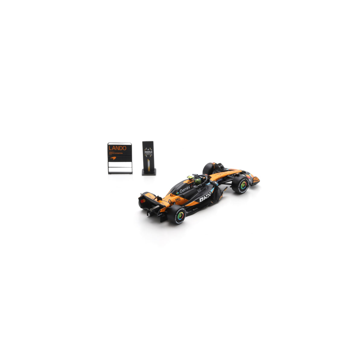 Spark 64S078 1:64 - McLaren MCL39 No.4 3rd Abu Dhabi GP 2025 Lando Norris F1 Drivers' World Champion 2025 with pit board