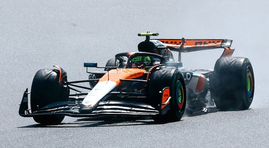 PRECOMMANDE - Spark 64S080 1:64 - McLaren MCL39 No.4 McLaren Formula 1 Team Winner British GP 2025 Lando Norris