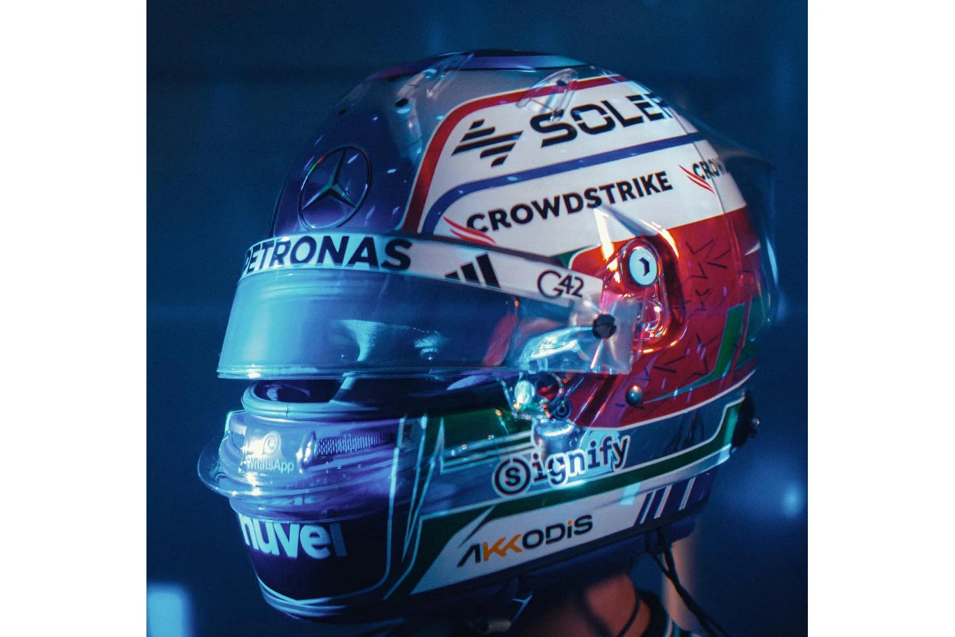 PRE-ORDER - Spark 5HF238 Helmet 1:5 - Kimi Antonelli - Mercedes-AMG PETRONAS F1 Team - Las Vegas GP 2025