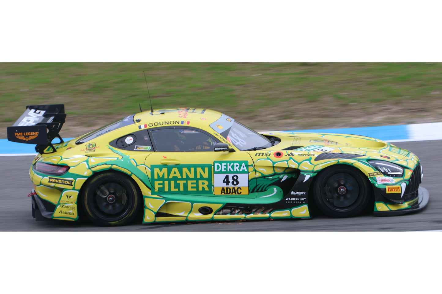 PRECOMMANDE - Spark SG480 1:43 - Mercedes-AMG GT3 No.48 Mercedes-AMG Team Mann-Filter DTM 2025 Jules Gounon Limited (300ex.)