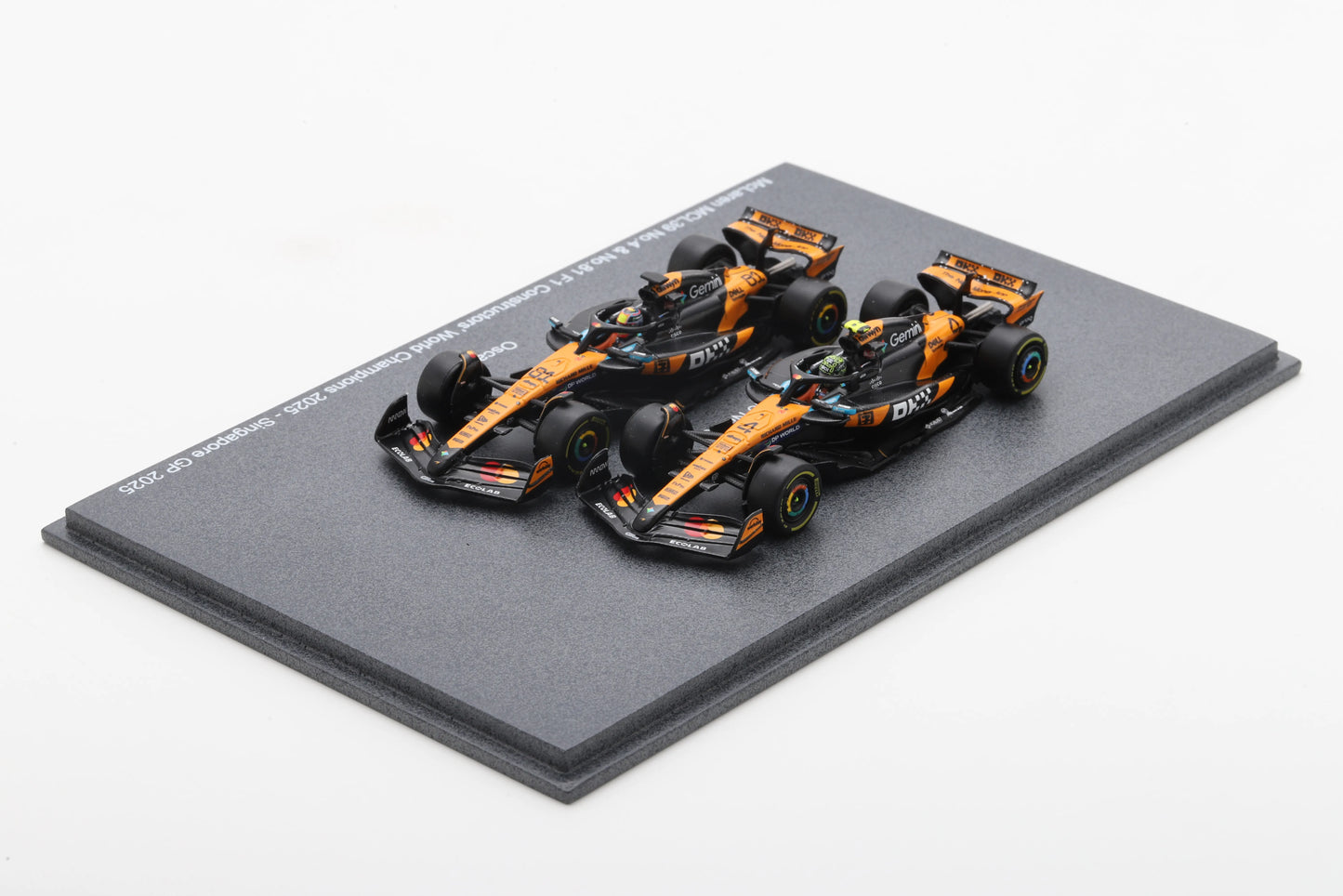 PRE-ORDER - Spark 64S084 1:64 - McLaren MCL39 No.4 &amp; No.81 Formula 1 Constructors' Champion 2025 Lando Norris &amp; Oscar Piastri