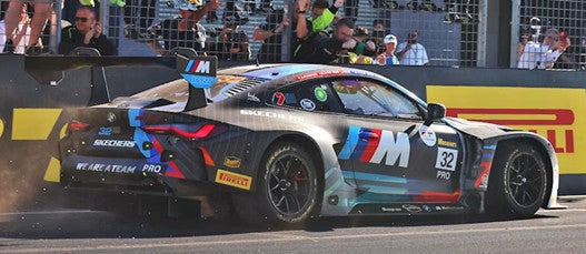PRECOMMANDE - Spark 18AS012 1:18 - BMW M4 GT3 No.32 Team WRT Winner Bathurst 12H 2025 A. Farfus - S. van der Linde - K. van der Linde Limited (500ex.)