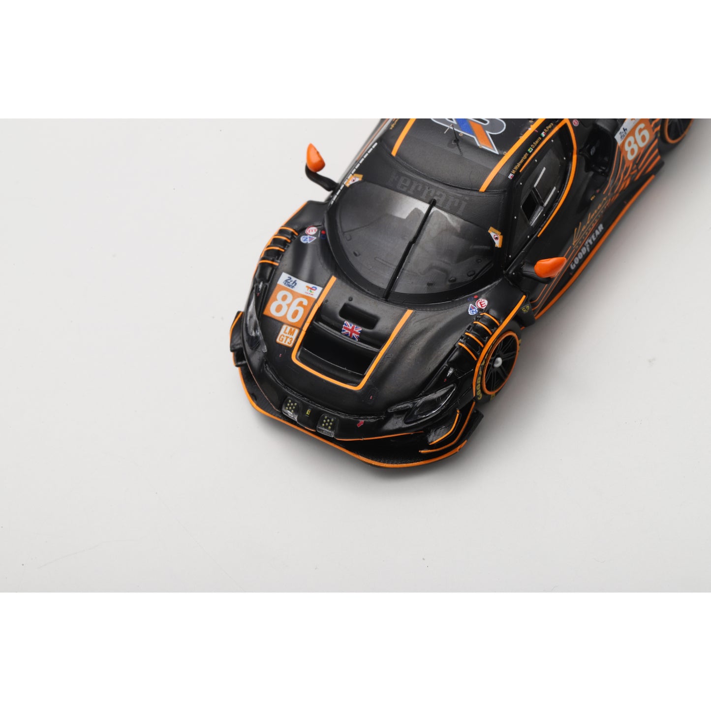 Looksmart LS64017LM 1:64 - Ferrari 296 GT3 No.86 GR Racing Le Mans 24H 2024 M. Wainwright – D. Serra – R. Pera