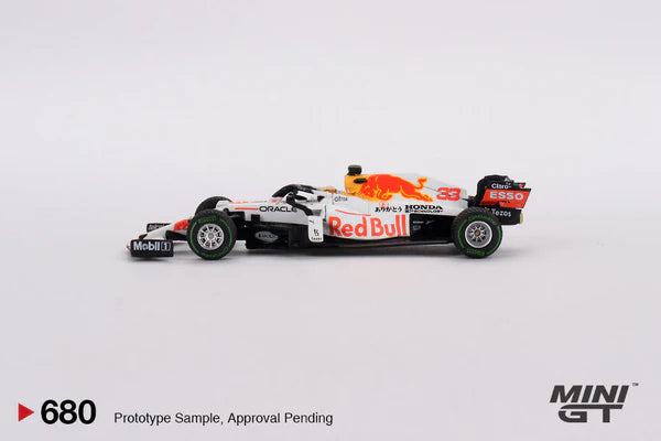 Mini GT MGT00680-L 1:64 - Red Bull RB16B #33 Max Verstappen 2021 Turkish Grand Prix 2nd Place