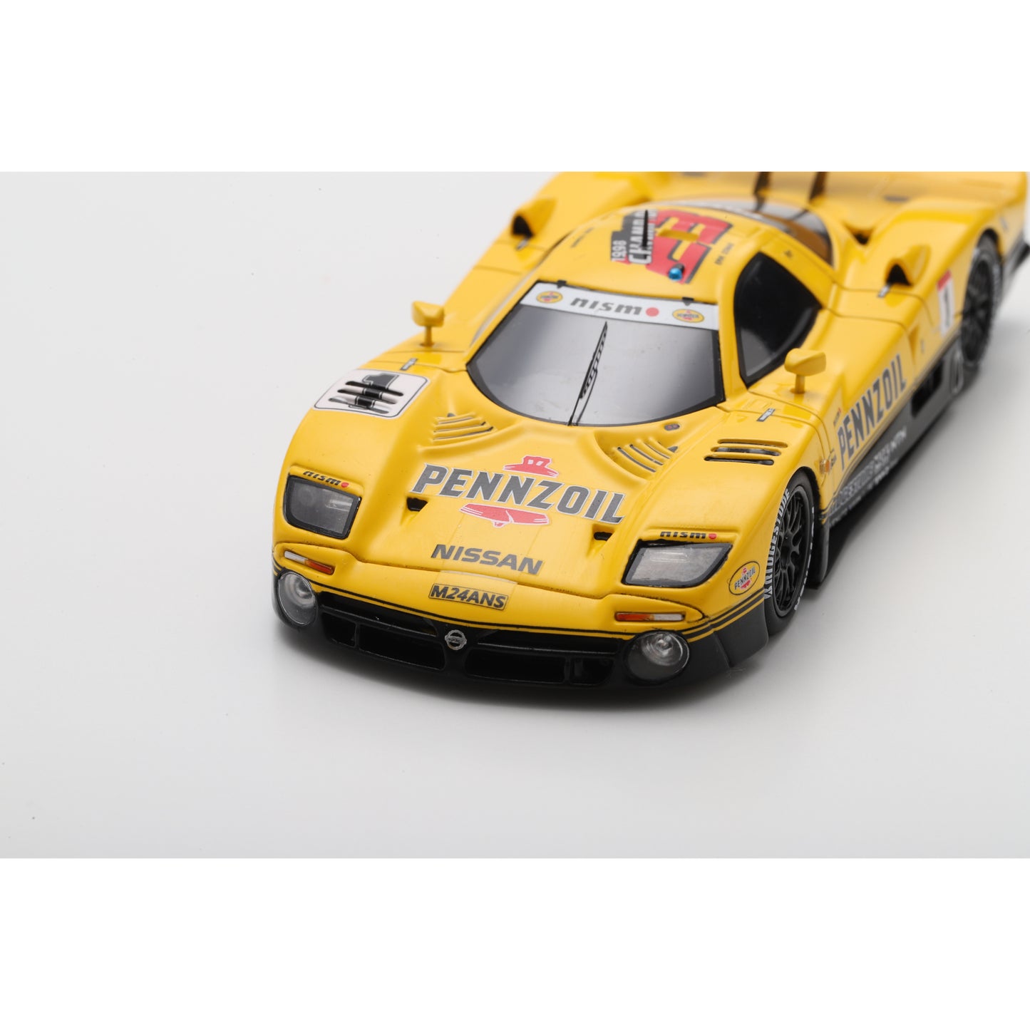 Spark S3573 1:43 - NISSAN R390 GT1 Pennzoil - Erik Comas