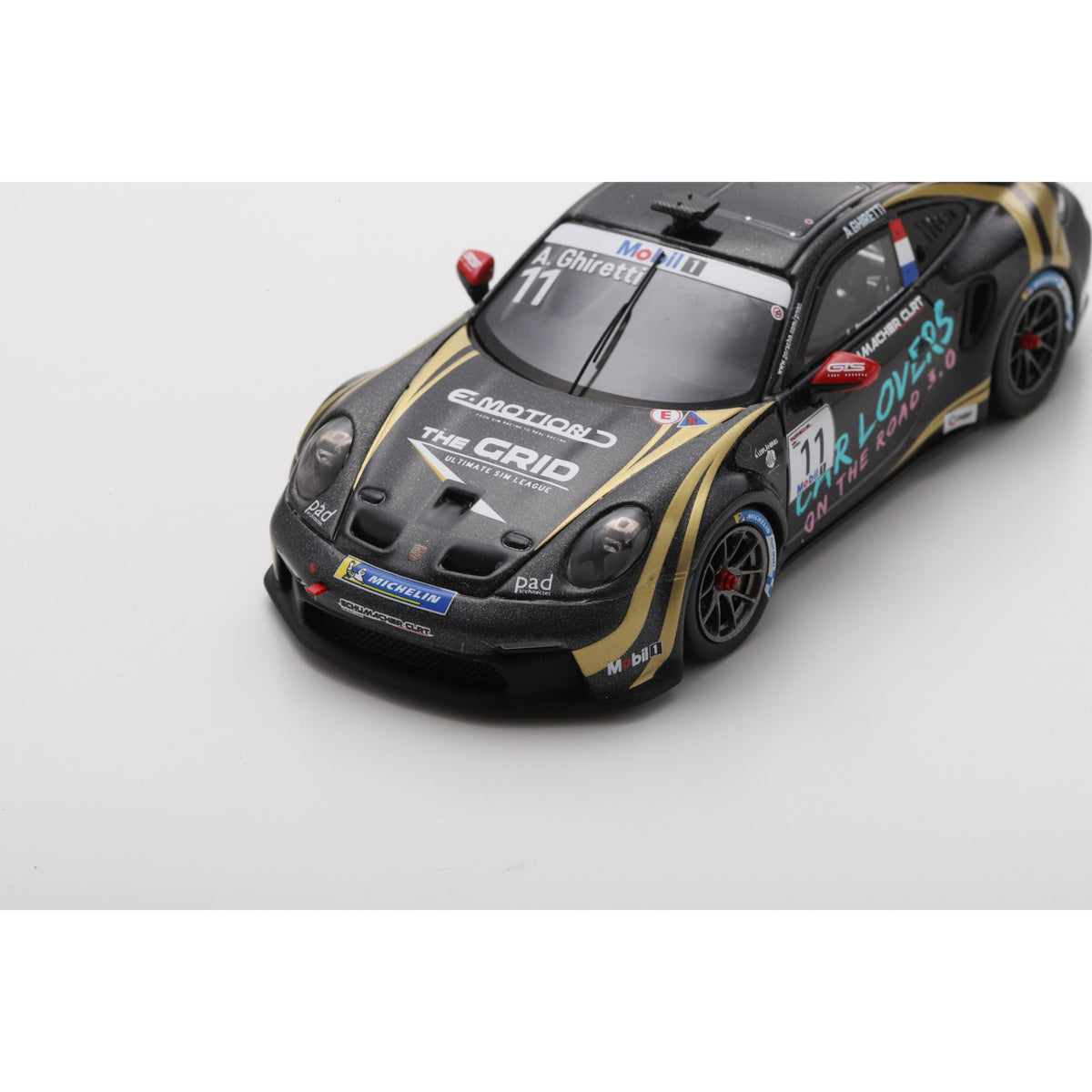 Spark S6339 1:43 - Porsche 911 GT3 Cup No.11 Supercup Driver and Team Champion 2025 Alessandro Ghiretti