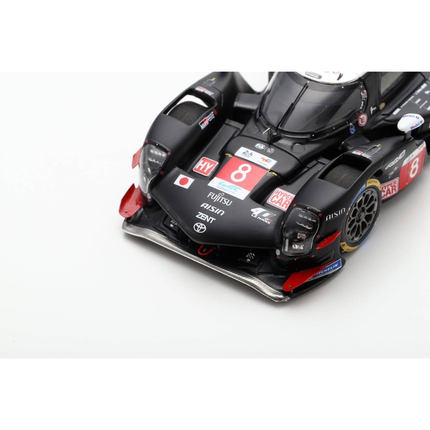 Spark S9260 1:43 - TOYOTA GR010 - Hybrid N°8 - TOYOTA GAZOO RACING - Le Mans 24H 2025 S. Buemi - B. Hartley - R. Hirakawa 