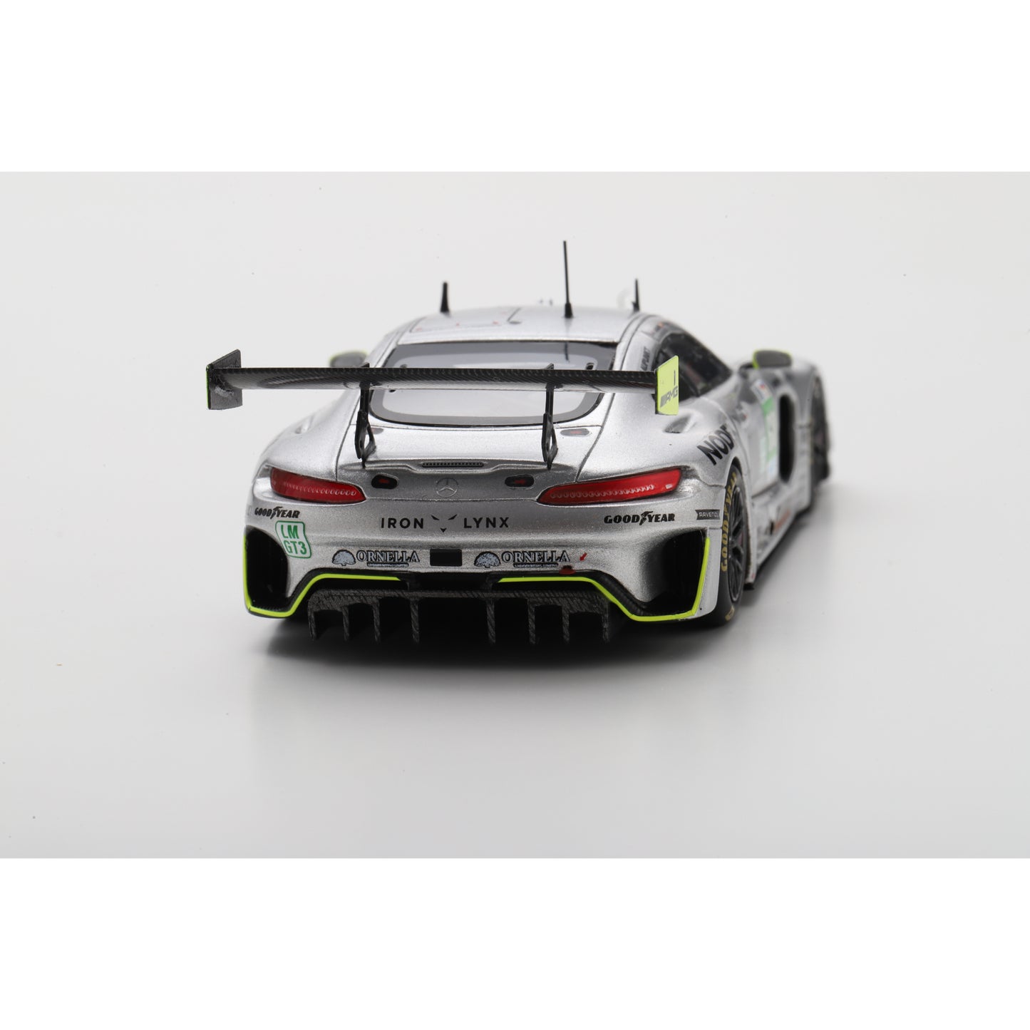 Spark S9296 1:43 - MERCEDES-AMG LMGT3 N°60 - IRON LYNX - Le Mans 24H 2025  A. Gilbert - L. Hanafin - F. Rueda