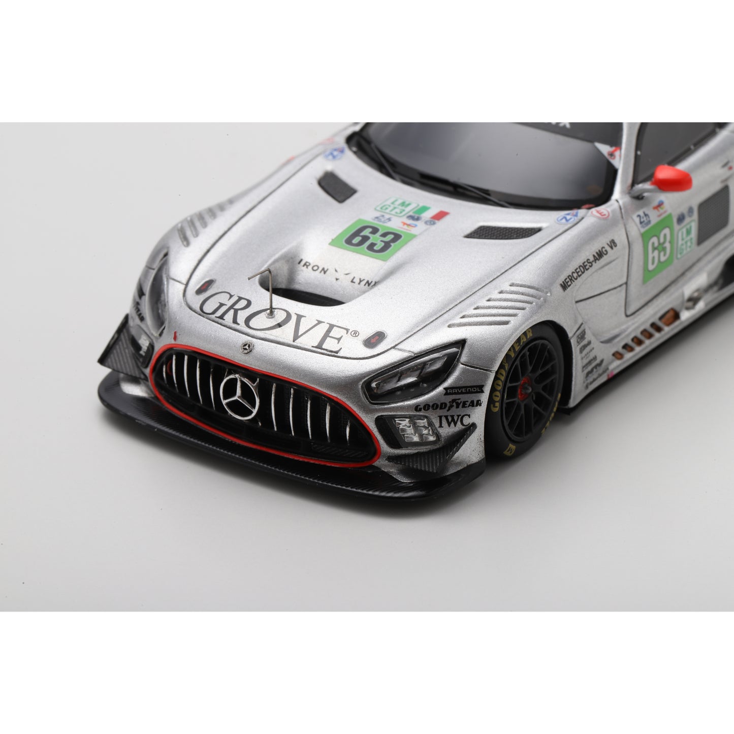 Spark S9298 1:43 - MERCEDES-AMG LMGT3 N°63 - IRON LYNX - Le Mans 24H 2025  S. Grove - B. Grove - L. Stolz