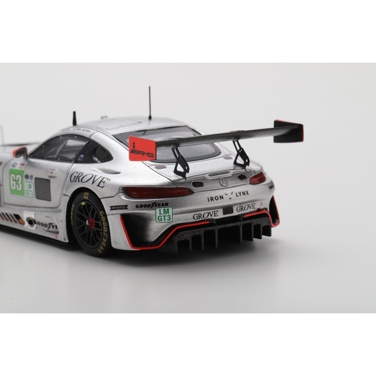 Spark S9298 1:43 - MERCEDES-AMG LMGT3 N°63 - IRON LYNX - Le Mans 24H 2025  S. Grove - B. Grove - L. Stolz