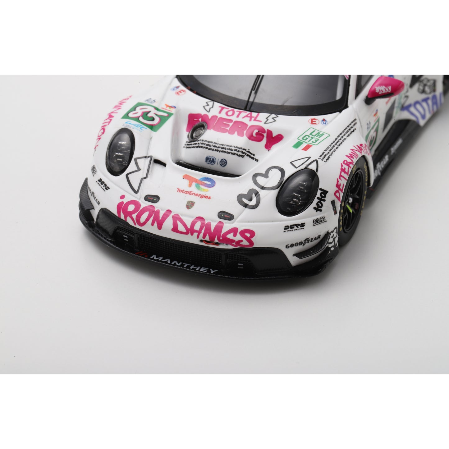PRE-ORDER - Spark S9302 1:43 - PORSCHE 911 GT3 R LMGT3 N°85 - IRON DAMES - Le Mans 24H 2025 C. Martin - R. Frey - S. Bovy 