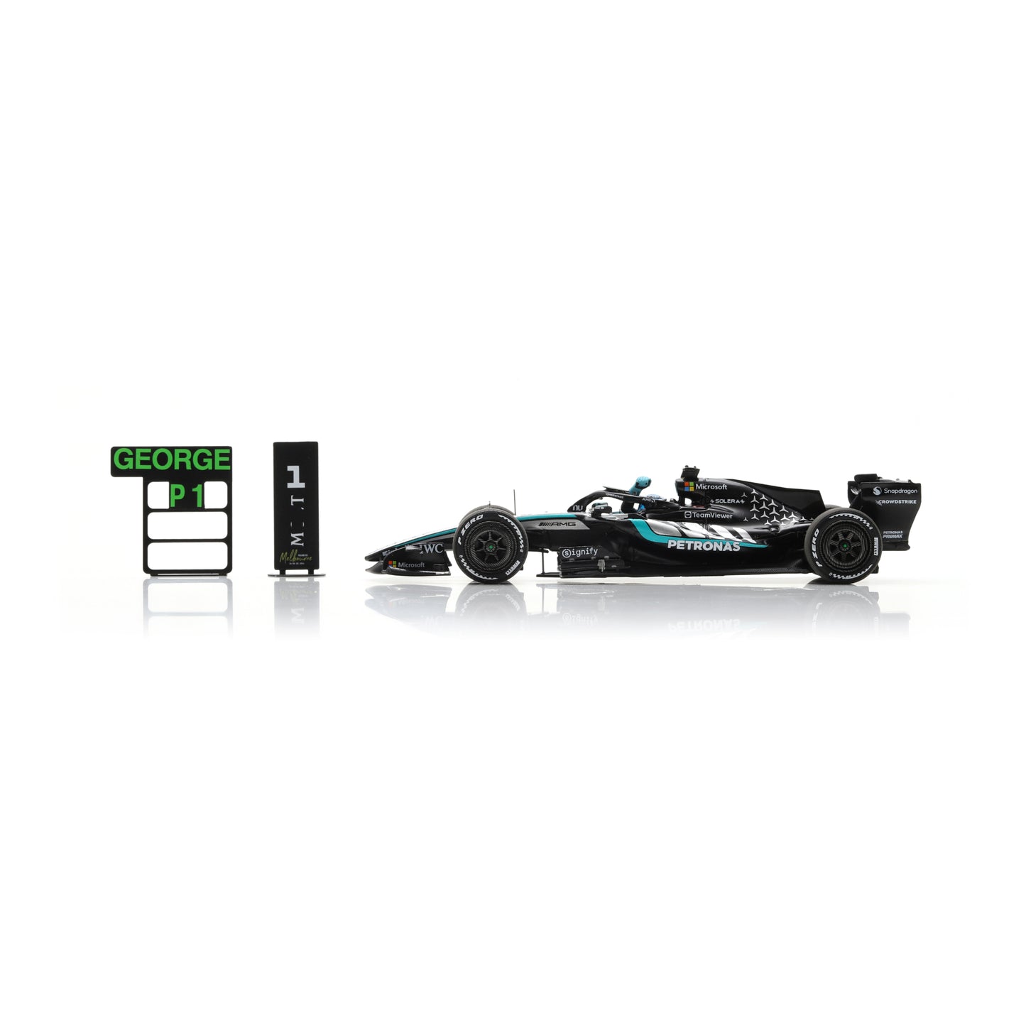 Spark S9380 1:43 - Mercedes-AMG PETRONAS Formula One Team W17 No.63 Winner Australian GP 2026 George Russell With pit board