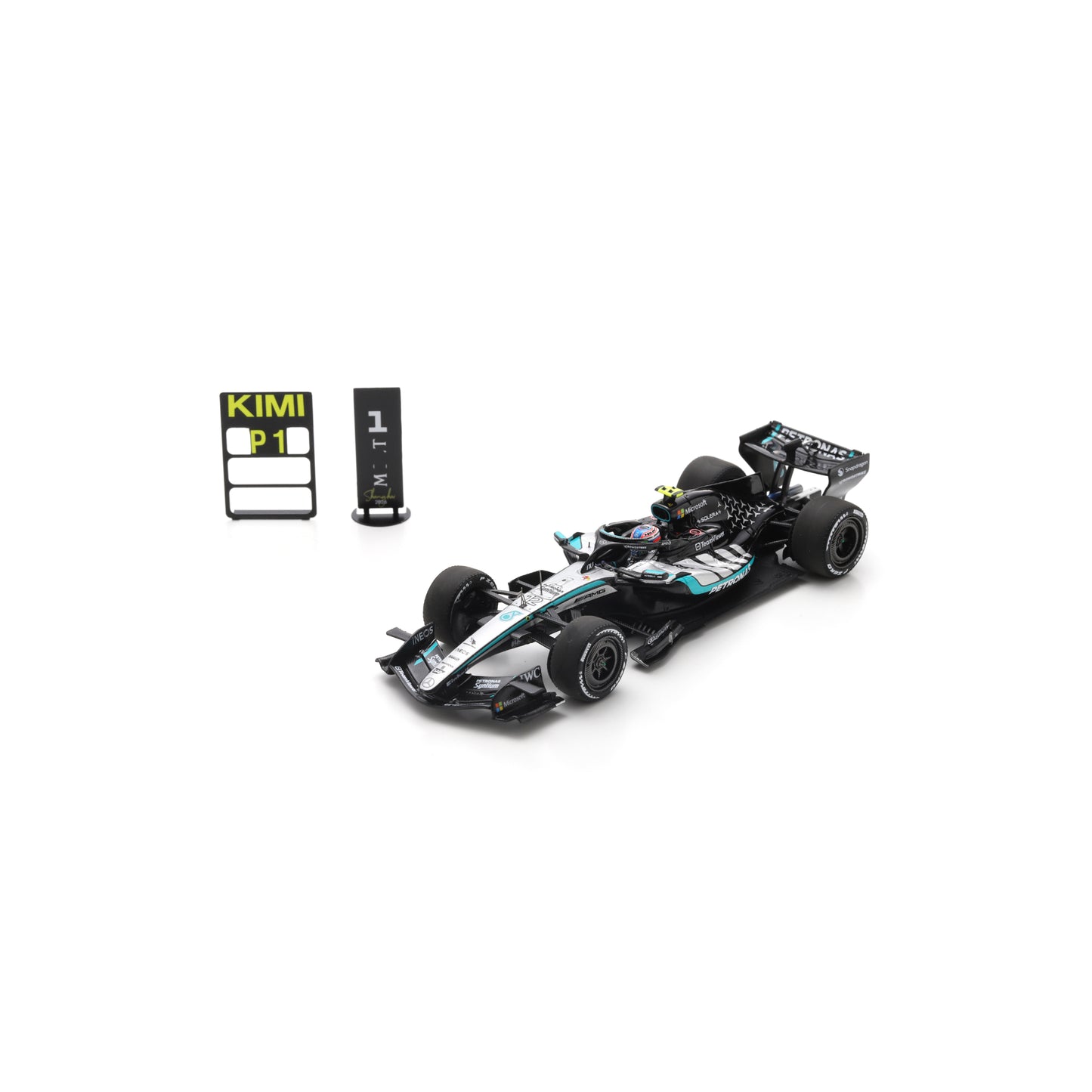 Spark S9381 1:43 - Mercedes-AMG PETRONAS Formula One Team W17 No.12 Winner Chinese GP 2026 Kimi Antonelli Bigger base plate & pit board