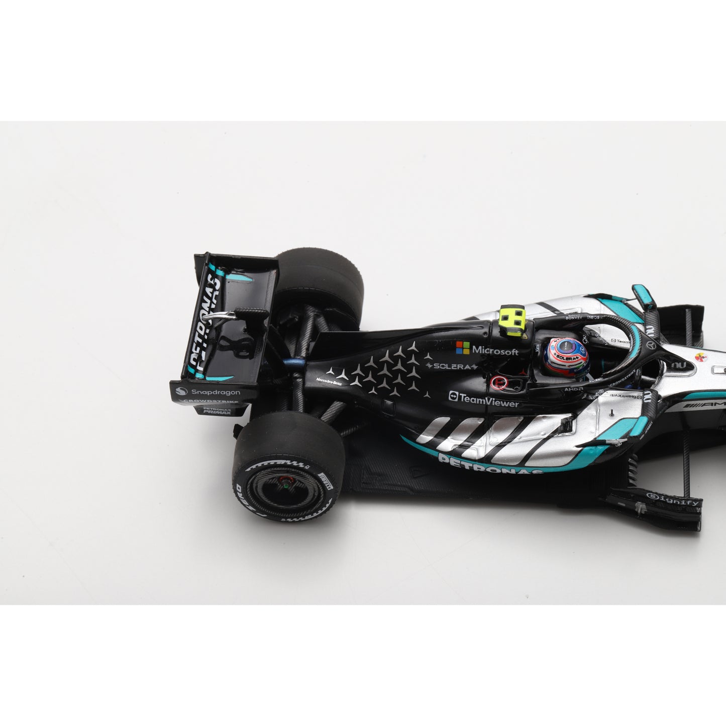 Spark S9381 1:43 - Mercedes-AMG PETRONAS Formula One Team W17 No.12 Winner Chinese GP 2026 Kimi Antonelli Bigger base plate & pit board