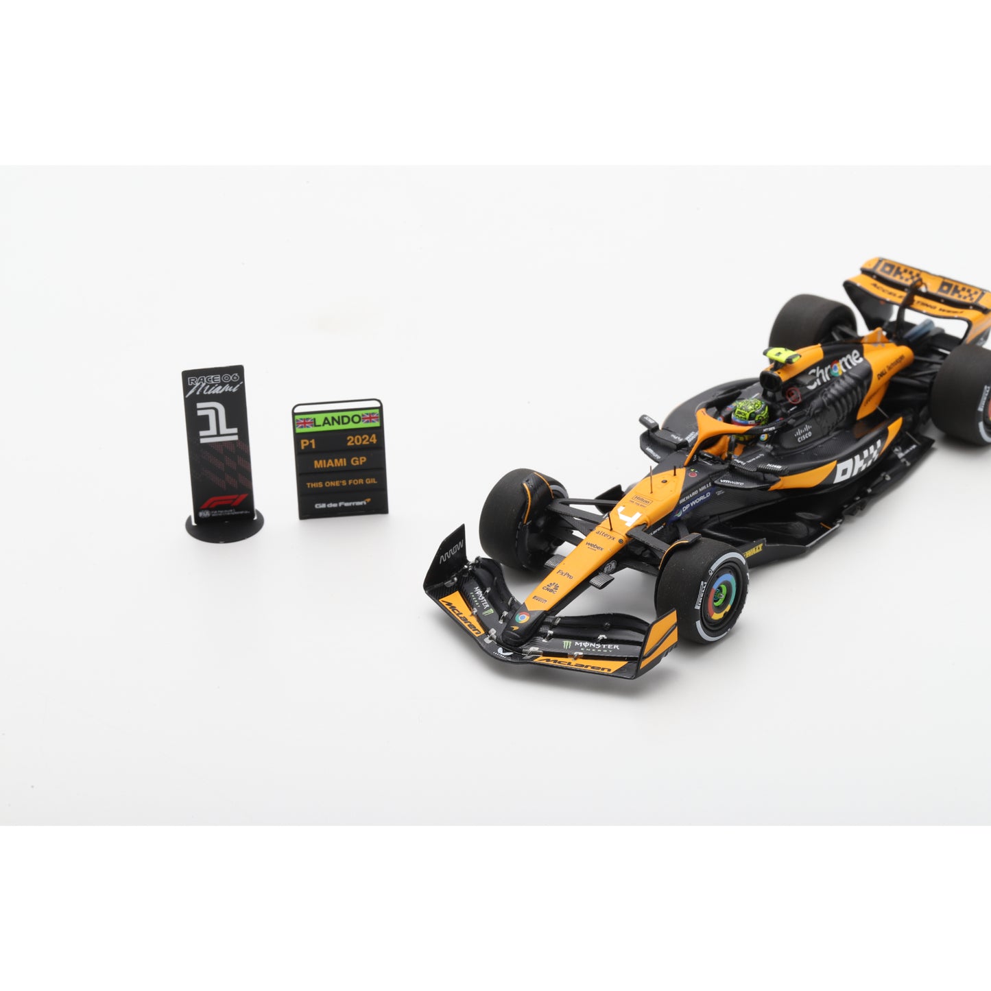 Spark S9523 1:43 - McLaren Formula 1 Team MCL38 No.4 Winner Miami GP 2024 Lando Norris