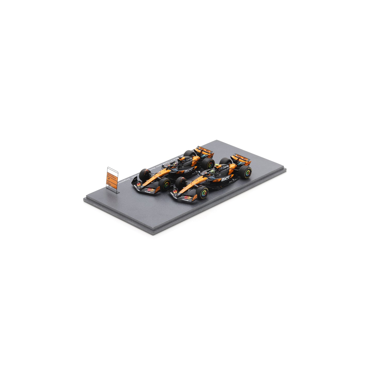 PRE-ORDER - Spark S9590 1:43 - McLaren MCL39 No.4 &amp; No.81 Formula 1 Constructors' Champion 2025 Lando Norris &amp; Oscar Piastri