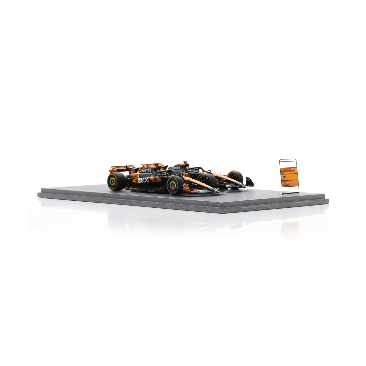 PRE-ORDER - Spark S9590 1:43 - McLaren MCL39 No.4 &amp; No.81 Formula 1 Constructors' Champion 2025 Lando Norris &amp; Oscar Piastri