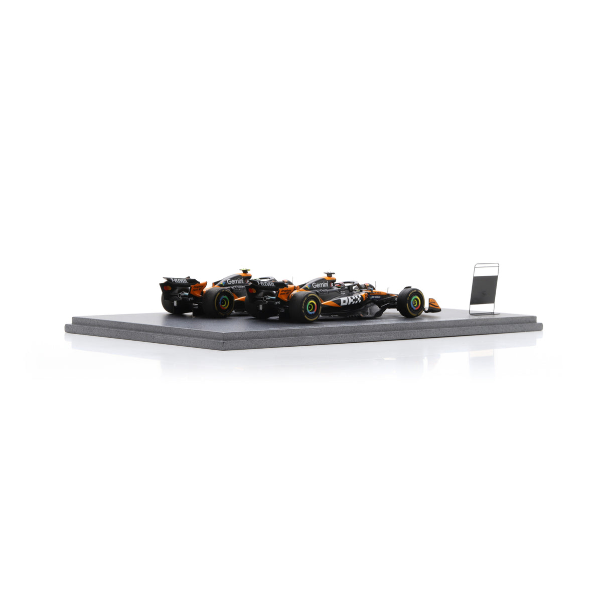 PRE-ORDER - Spark S9590 1:43 - McLaren MCL39 No.4 &amp; No.81 Formula 1 Constructors' Champion 2025 Lando Norris &amp; Oscar Piastri