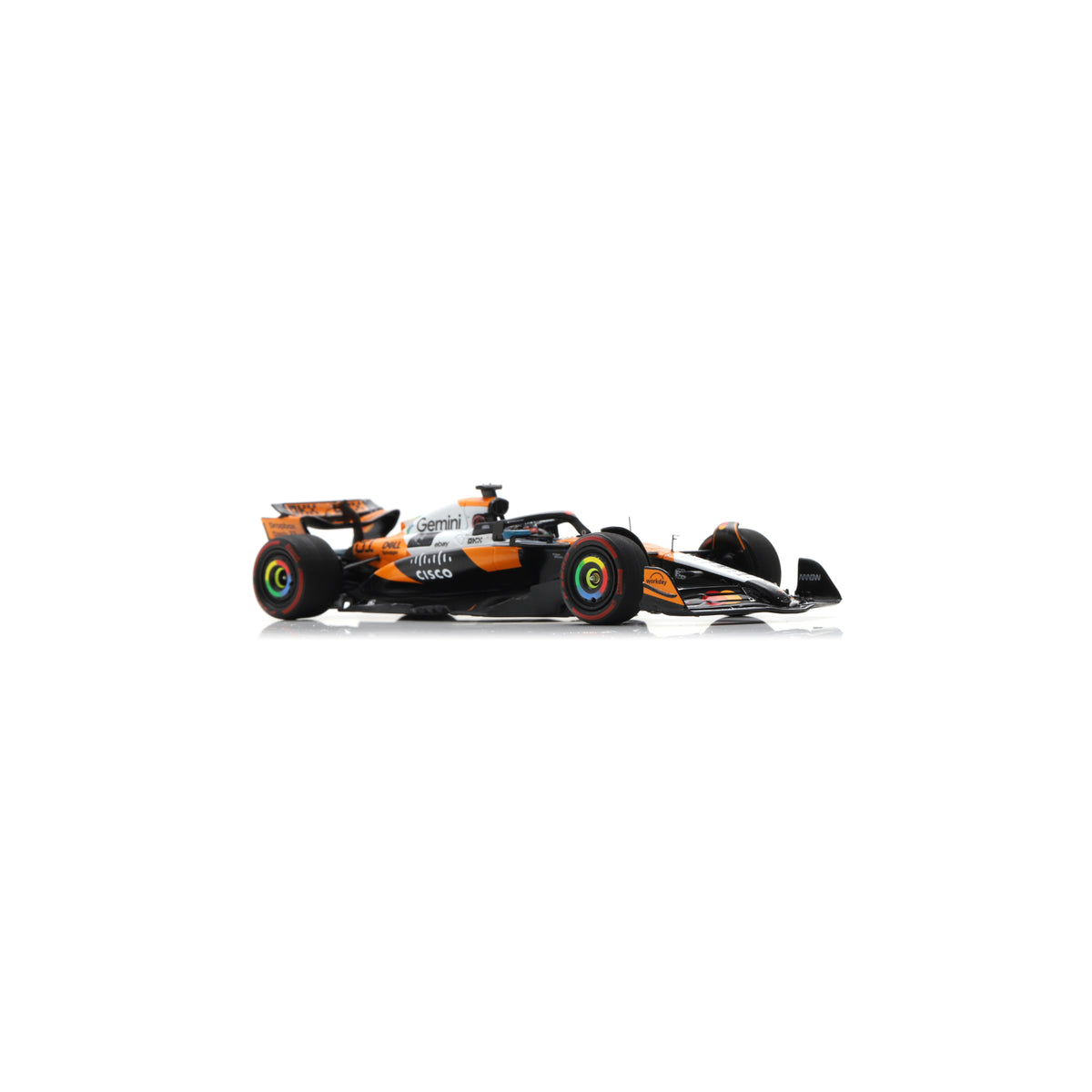 Spark S9664 1:43 - MCLAREN MCL39 N°81 McLaren Formula 1 Team US GP 2025 Oscar Piastri