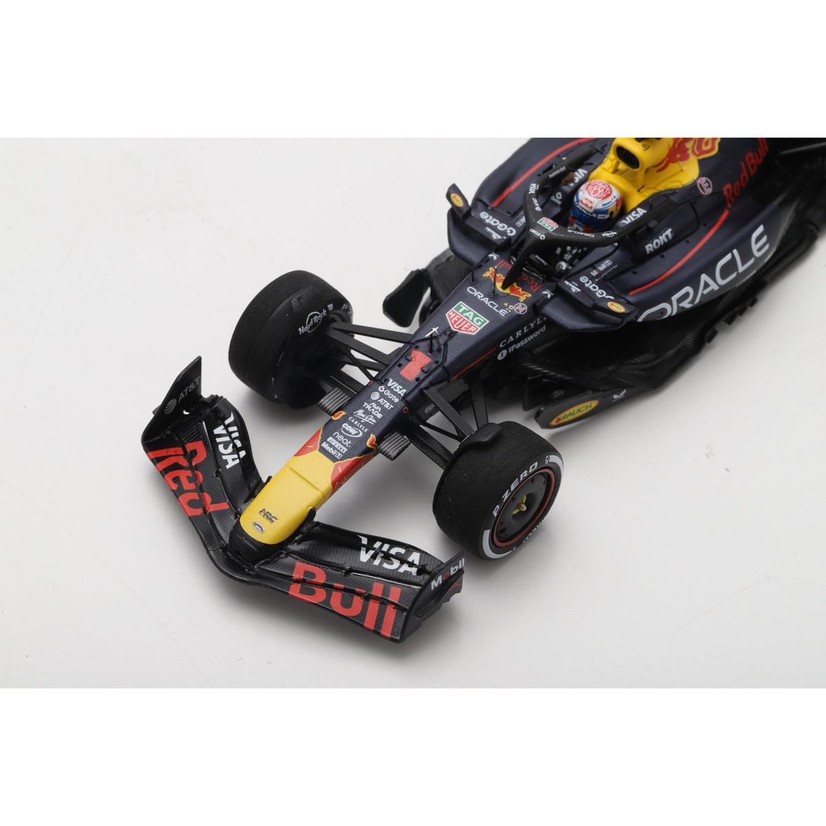 Spark S9669 1:43 - RED BULL Racing RB21 N°1 Oracle Red Bull Racing Winner Las Vegas 2025 Max Verstappen with Pit Board