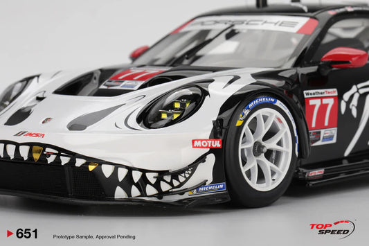 PRECOMMANDE - Top Speed TS0651 1:18 - PORSCHE 911 (992) GT3 R N°77 GTD PRO AO Racing Petit Le Mans 2025 L. Heinrich - K. Bachler - M. Christensen
