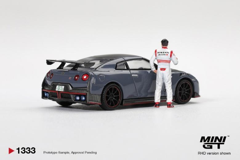 PRECOMMANDE - Mini GT MGT01333-R 1:64 - NISSAN GTR R35 Nismo Tsukuba Production car lap record 2024 with figure Tsugio Matsuda