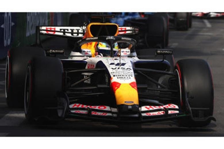 PRECOMMANDE - Spark S9344 1:43 - RACING BULLS VCARB 03 N°41 Visa Cash App Racing Bulls F1 Team  6th Monaco GP 2026 Arvid Lindblad - with pit board