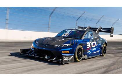 PRECOMMANDE - Spark S7745 1:43 - FORD Super Mustang Mach-E 2nd Pikes Peak 2025  Romain Dumas